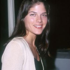 Selma Blair at event of Double Jeopardy 1999