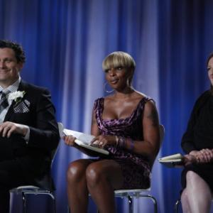 Still of Mary J Blige and Glenda Bailey in The Fashion Show 2009
