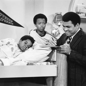 Still of Muhammad Ali, Todd Bridges and Gary Coleman in Diff'rent Strokes (1978)