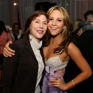 Amanda Bynes and Lauren Shuler Donner at event of Shes the Man 2006