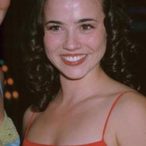 Linda Cardellini at event of The Story of Us 1999