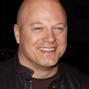 Michael Chiklis at event of Skydas 2002