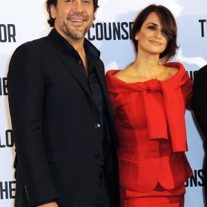 Javier Bardem and Penlope Cruz at event of Patarejas 2013