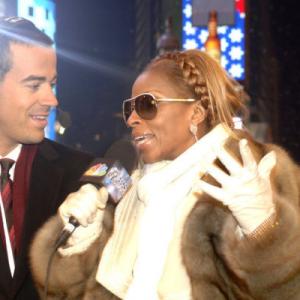 Still of Mary J. Blige and Carson Daly in NBC's New Year's Eve with Carson Daly (2012)
