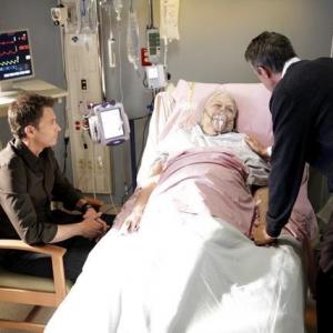 Still of Louise Fletcher and Tim Daly in Private Practice (2007)