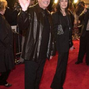 Neil Diamond at event of Saving Silverman 2001