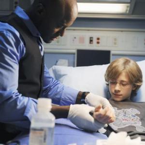 Still of Taye Diggs and Joey Luthman in Private Practice 2007
