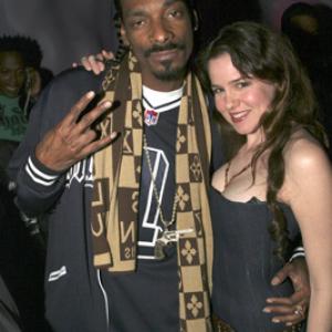 Snoop Dogg and Marieh Delfino at event of The Tenants (2005)
