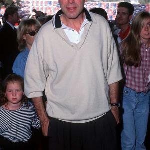Michael Eisner at event of Zaislu istorija 1995