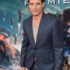 Peter Facinelli at event of Gelezinis zmogus 3 2013
