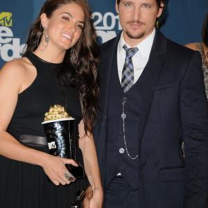 Peter Facinelli and Nikki Reed at event of 2011 MTV Movie Awards 2011