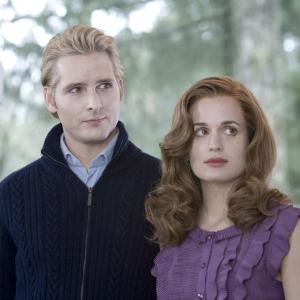 Still of Peter Facinelli and Elizabeth Reaser in Twilight (2008)