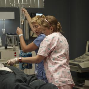 Still of Edie Falco and Merritt Wever in Nurse Jackie (2009)