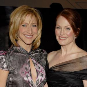 Julianne Moore and Edie Falco at event of Freedomland 2006