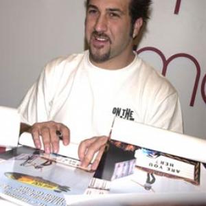 Joey Fatone at event of On the Line (2001)