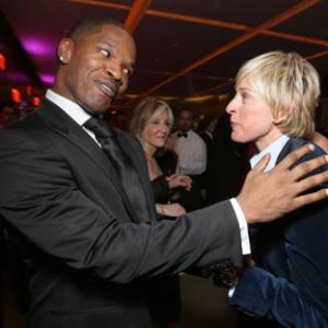 Ellen DeGeneres and Jamie Foxx at event of The 79th Annual Academy Awards 2007
