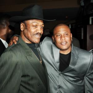 Joe Frazier and Benny Paret at event of Ring of Fire The Emile Griffith Story 2005