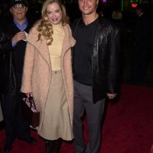 Jennifer Gareis and Dax Griffin at event of The Pledge 2001