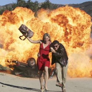 Still of Jennifer Garner and Peter O'Meara in Alias (2001)