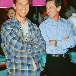 Matthew McConaughey and Brian Grazer in Edo televizija 1999
