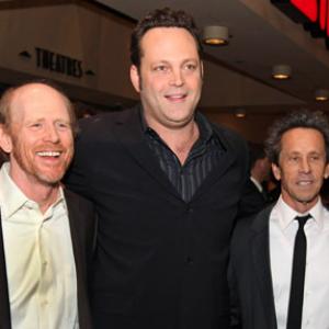Ron Howard, Vince Vaughn and Brian Grazer at event of Dilema (2011)