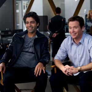Still of Adrian Grenier and Kevin Connolly in Entourage 2015