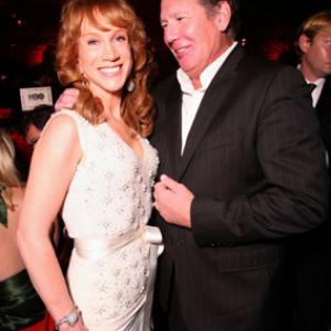 Kathy Griffin and Garry Shandling at event of The 61st Primetime Emmy Awards 2009