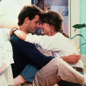 Still of Mel Harris and Ken Olin in Thirtysomething (1987)