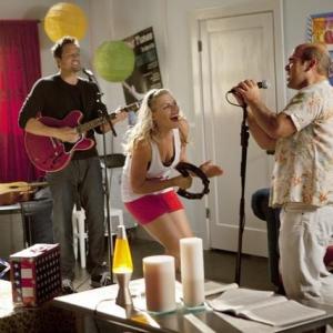 Still of Josh Hopkins Busy Philipps and Ian Gomez in Cougar Town 2009