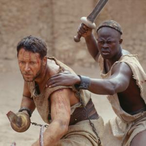 Still of Russell Crowe and Djimon Hounsou in Gladiatorius 2000