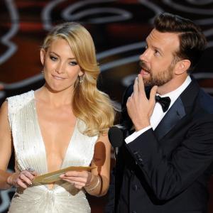 Kate Hudson and Jason Sudeikis at event of The Oscars (2014)