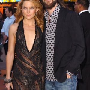 Kate Hudson and Chris Robinson at event of The Skeleton Key 2005