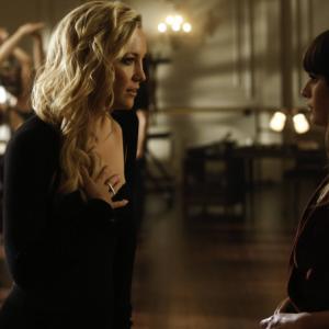 Still of Kate Hudson and Lea Michele in Glee 2009
