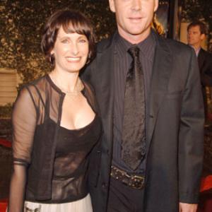 Gale Anne Hurd and Marton Csokas at event of AEligon Flux 2005
