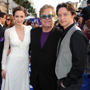 Elton John, James McAvoy and Emily Blunt at event of Gnomeo & Juliet (2011)