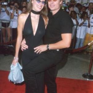 Kato Kaelin at event of The Patriot (2000)