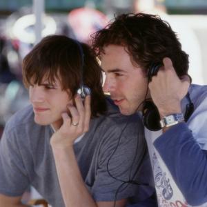 Still of Ashton Kutcher and Shawn Levy in Just Married 2003