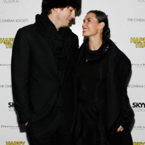 Demi Moore and Ashton Kutcher at event of Happy Tears (2009)