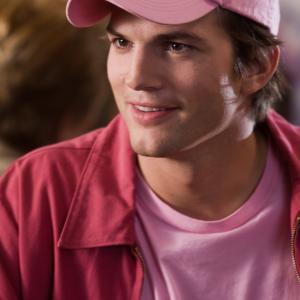 Still of Ashton Kutcher in Valentino diena (2010)