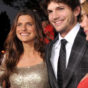 Ashton Kutcher and Lake Bell at event of What Happens in Vegas (2008)