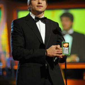 Ashton Kutcher at event of Nickelodeon Kids Choice Awards 2008 2008