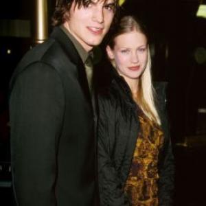 January Jones and Ashton Kutcher at event of Reindeer Games (2000)