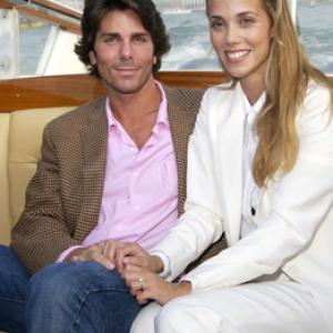 Elizabeth Berkley and Greg Lauren at event of Roger Dodger 2002