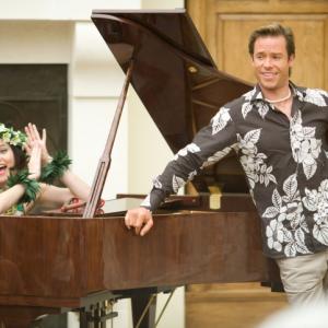 Still of Guy Pearce and Lucy Lawless in Bedtime Stories (2008)