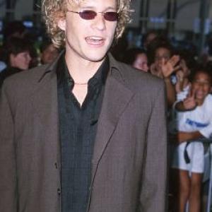 Heath Ledger at event of The Patriot 2000