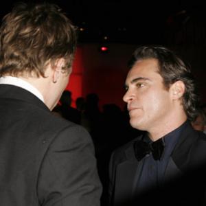 Joaquin Phoenix and Heath Ledger at event of The 78th Annual Academy Awards 2006