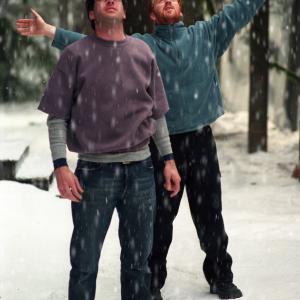 Still of Jason Lee and Damian Lewis in Dreamcatcher 2003