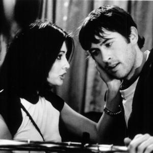 Still of Shannen Doherty and Jason Lee in Mallrats 1995