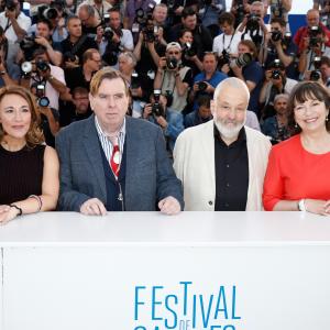 Timothy Spall, Mike Leigh, Dorothy Atkinson and Marion Bailey at event of Mr. Turner (2014)