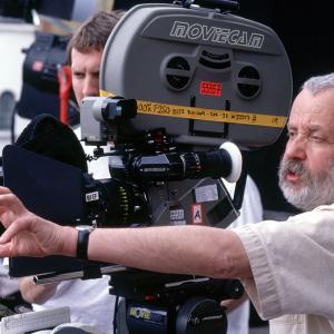 Mike Leigh in All or Nothing 2002